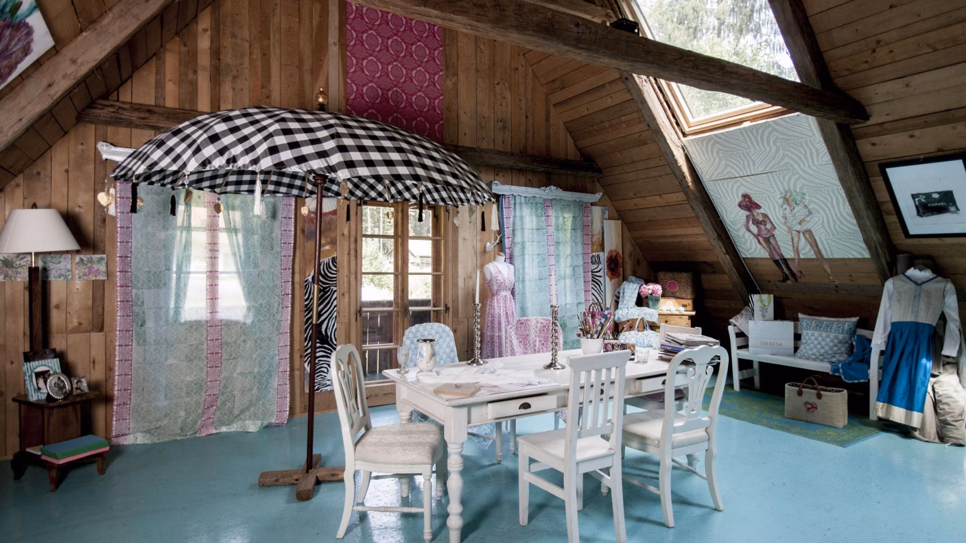 Atelier auf dem Dachboden